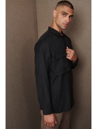 μαύρο πουκάμισο με μεγάλες τσέπες