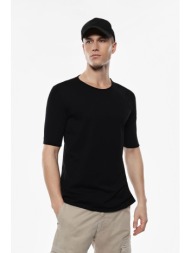 κοντομάνικη μπλούζα με στενό μανίκι και πλάγια ραφή