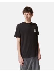 κοντομάνικη crewneck με κέντημα