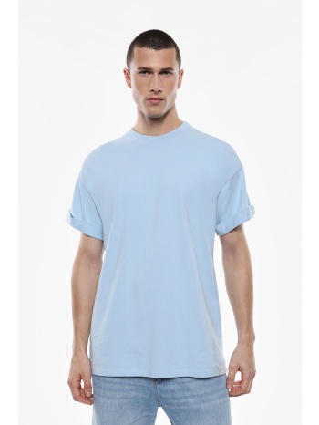 κοντομάνικη crewneck με ρεβέρ στα μανίκια