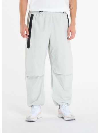 παντελόνια nike tech men`s woven oversized pants light σε προσφορά