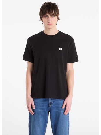 t-shirt calvin klein jeans ss waffle badge crew tee black m σε προσφορά