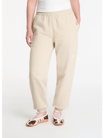 φόρμα queens women`s sweats essential sweatpants sand xs σε προσφορά