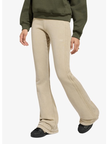 φόρμα adidas sst bootcut pant khaki three l σε προσφορά
