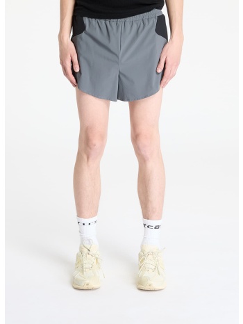 reebok run shorts grey 3/ washed black s σε προσφορά