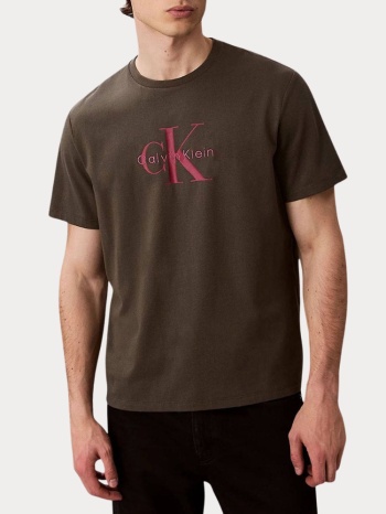 t-shirt calvin klein hero monologo beluga calvin klein σε προσφορά