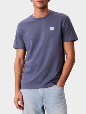 t-shirt calvin klein lv04rc272g-xl7 ss badge 30s jersey σε προσφορά
