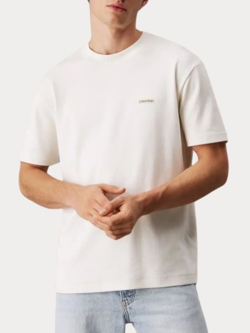 t-shirt calvin klein badge label tee tofu calvin klein σε προσφορά