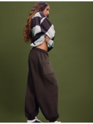 stradivarius παντελόνι jogger μπαλούν φλις καφέ s