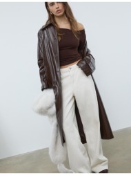 stradivarius μπλούζα με ασύμμετρο ντεκολτέ καφέ xs