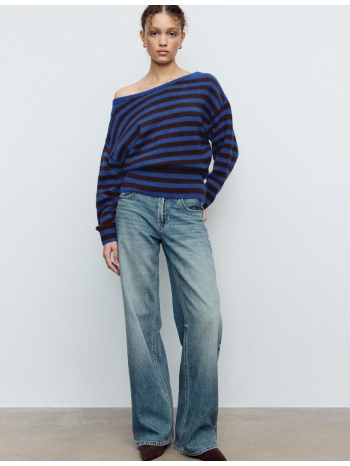 stradivarius πλεκτό πουλόβερ με λαιμόκοψη χαμόγελο και σε προσφορά