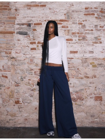 stradivarius μπλούζα με ασύμμετρο λαιμό εκρού xs