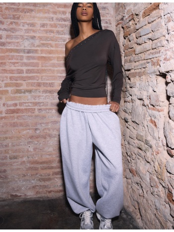 stradivarius ασύμμετρη μπλούζα με τρουκς καφέ m