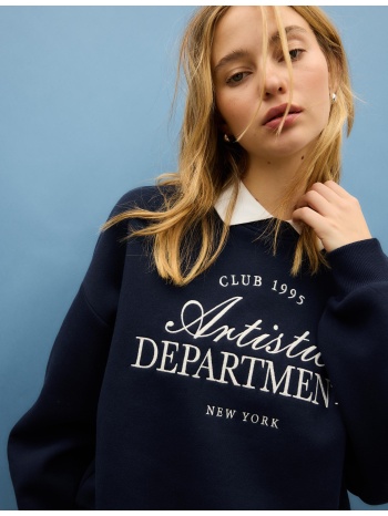 stradivarius φούτερ με κέντημα και γιακά polo σκούρο μπλε l