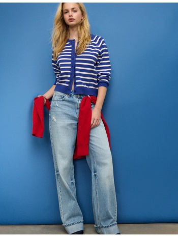 stradivarius πλεκτή ζακέτα με κουμπιά και μανίκια ρεγκλάν σε προσφορά