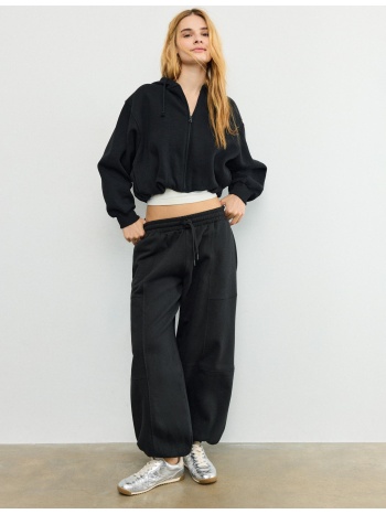 stradivarius φούτερ bomber με κουκούλα και τύπωμα μαύρο s