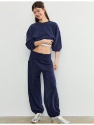 stradivarius παντελόνι jogger μπαλούν με γυριστή μέση και απαλή υφή σκούρο μπλε xs