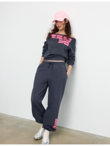 stradivarius jogger παντελόνι φαρδύ, με στάμπα ανθρακί m