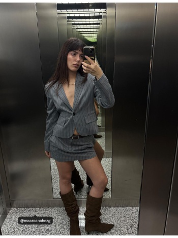 stradivarius κοντό ριγέ σακάκι γκρι μελανζέ s