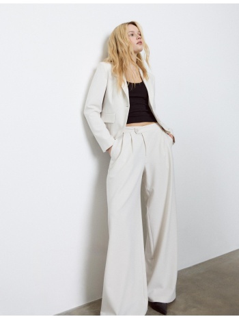 stradivarius κοντό σακάκι του πάγου l