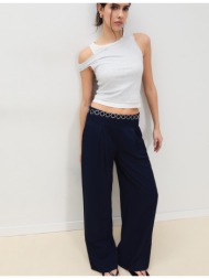 stradivarius σατινέ παντελόνι με πιέτες και ζώνη αλυσίδα navy blue 42