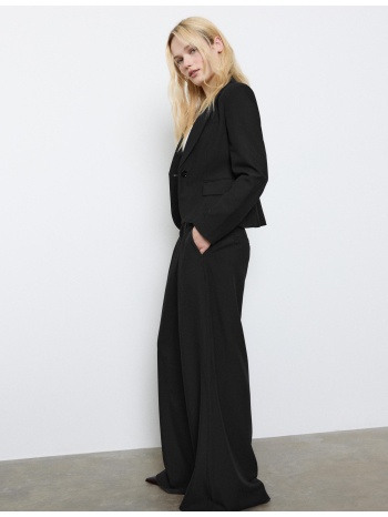 stradivarius κοντό σακάκι μαύρο xl