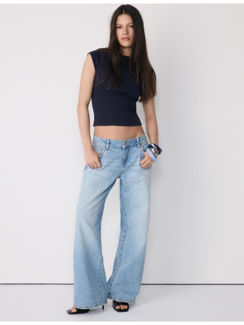 stradivarius μπλούζα basic με λαιμόκοψη χαμόγελο σκούρο