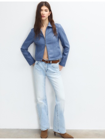 stradivarius εφαρμοστό τζάκετ με όψη δέρματος 0-039 m σε προσφορά