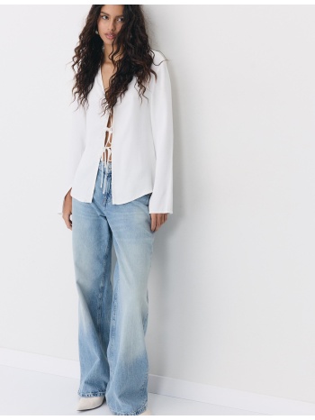 stradivarius σατινέ πουκάμισο με κορδέλες εκρού l