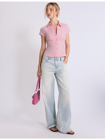 stradivarius κοντομάνικο πουκάμισο με κόψιμο κάτω από το