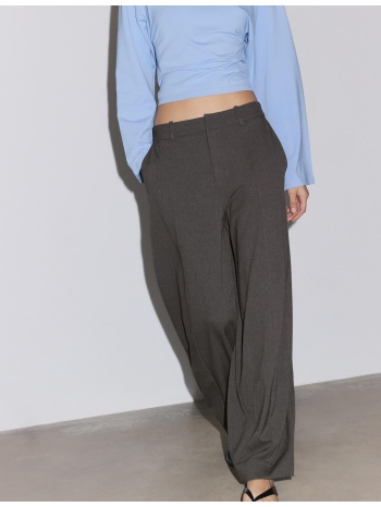 stradivarius baggy παντελόνι με πιέτες 0-252 38