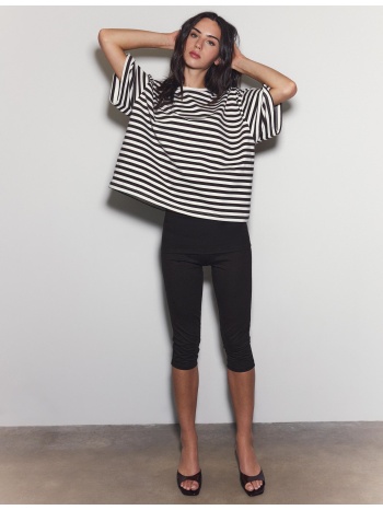 stradivarius κοντομάνικη μπλούζα boxy εκρού m