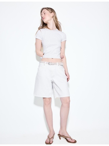 stradivarius τζιν βερμούδα με ζώνη λευκό 42