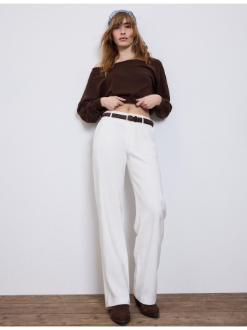 stradivarius ριχτό παντελόνι σε ίσια γραμμή με ζώνη εκρού 38