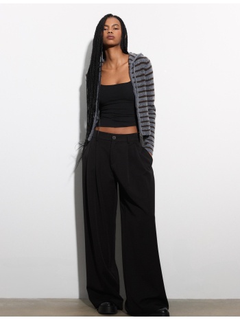 stradivarius μπλούζα με φαρδιά τιράντα μαύρο s