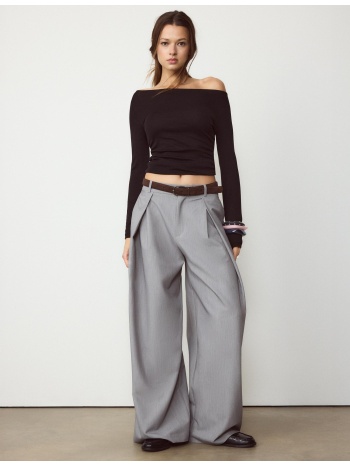 stradivarius μπλούζα με σούρες και μακρύ μανίκι μαύρο s