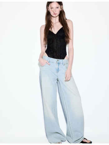 stradivarius χαμηλόμεσο τζιν με διπλό κουμπί γαλάζιο 32