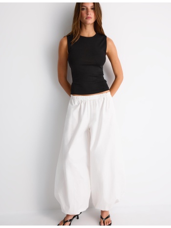 stradivarius αμάνικη μπλούζα basic μαύρο l