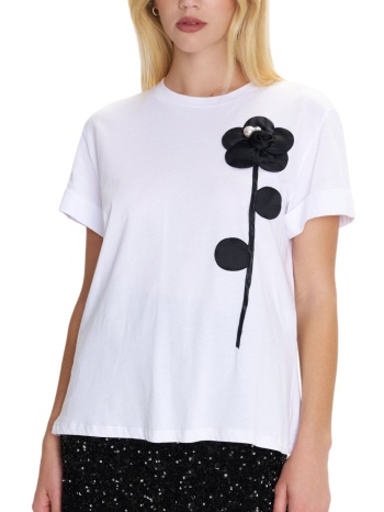 μπλούζα κοντομάνικη ale με διακοσμητικό λουλούδι & πέρλα σε προσφορά