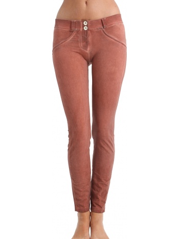 παντελόνι υφασμάτινο freddy wr.up πετροπλυμένο κεραμιδί σε προσφορά