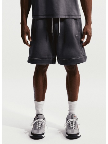 nike μ book standard issue (9000257560_1469)