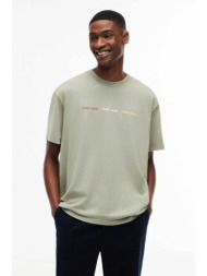 tommy jeans ανδρικό t-shirt με repeat logo regular fit - dm0dm23180 λαδί