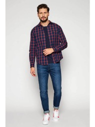 wrangler® ανδρικό τζιν παντελόνι πεντάτσεπο με logo patch `greensboro for real` regular fit - 112126